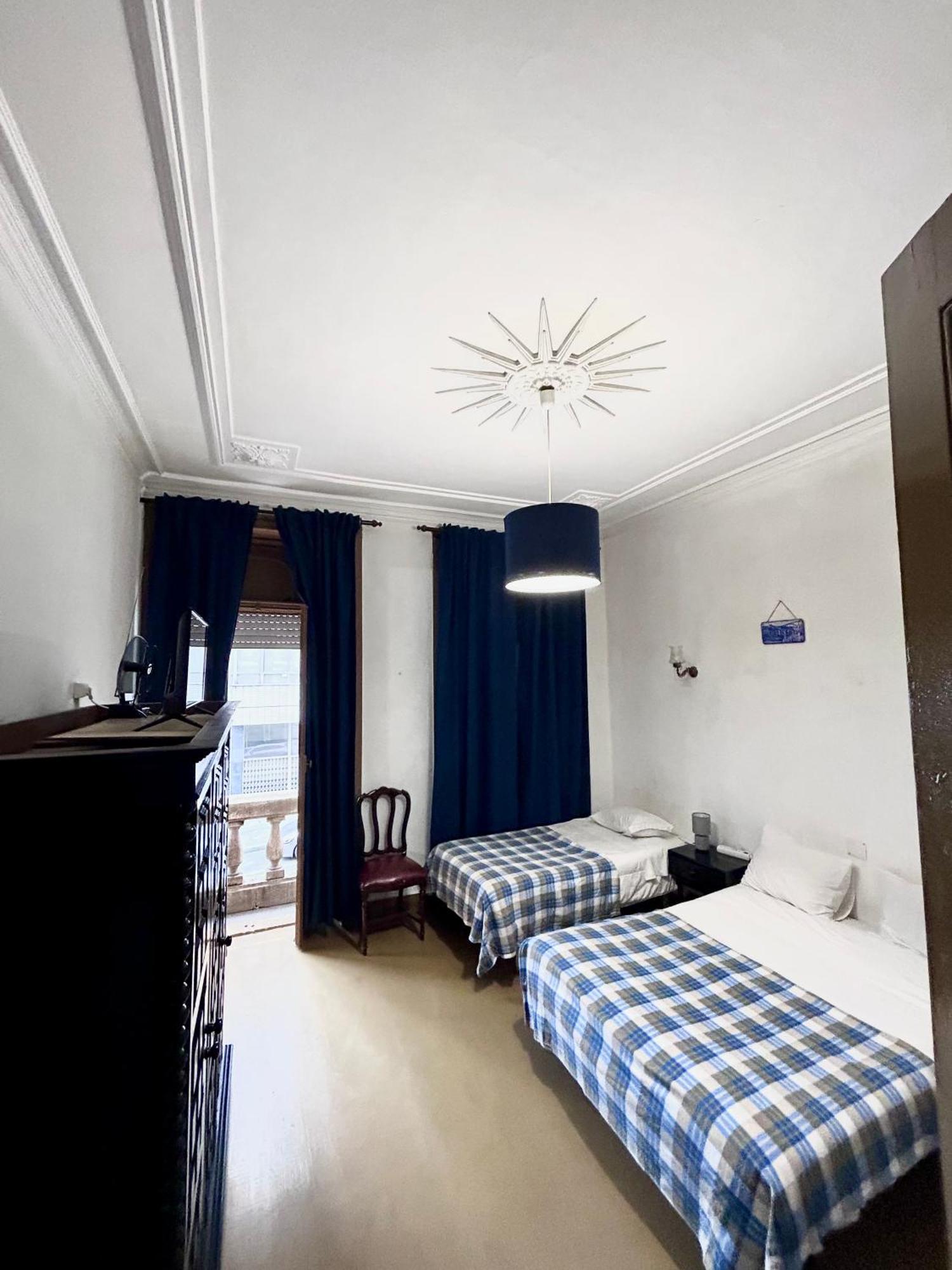 Monte Sinai Guest House Порту Экстерьер фото