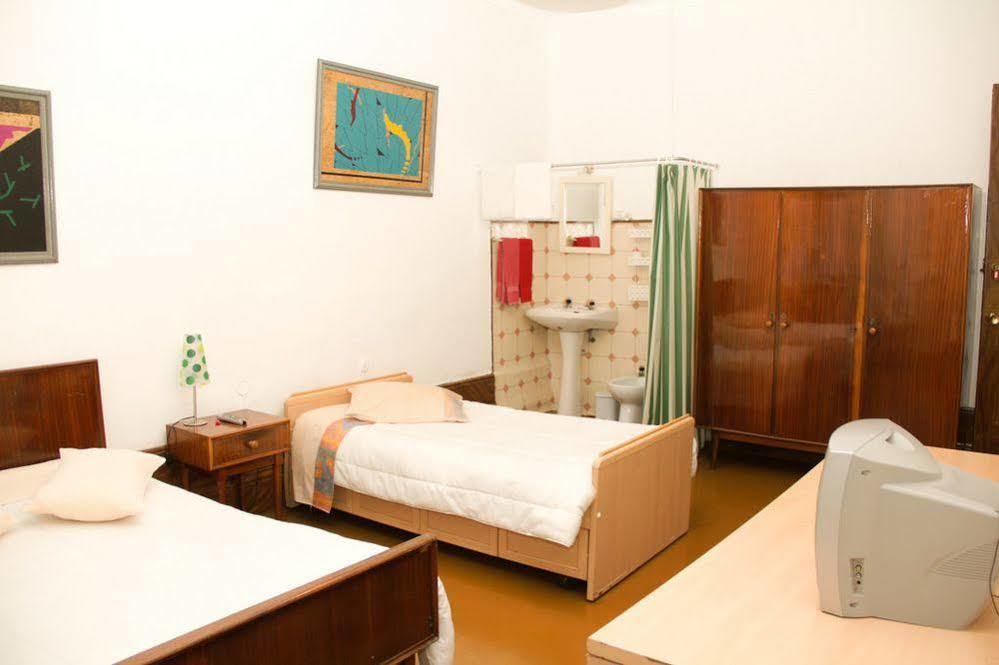 Monte Sinai Guest House Порту Экстерьер фото